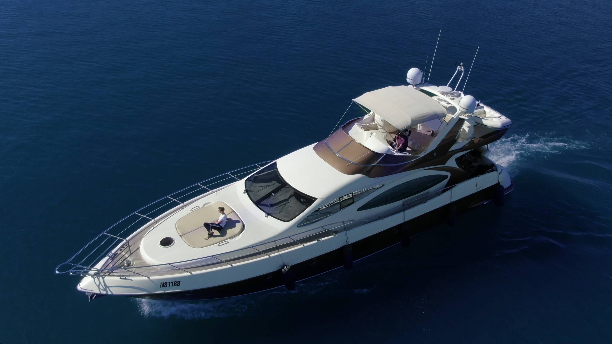 Azimut 68 Evolution