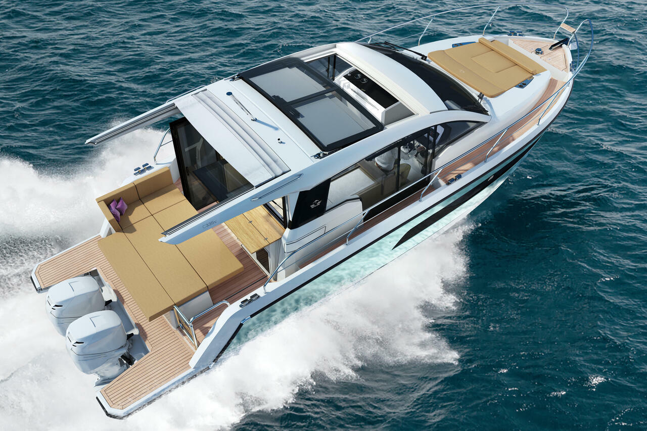 Sealine C335V